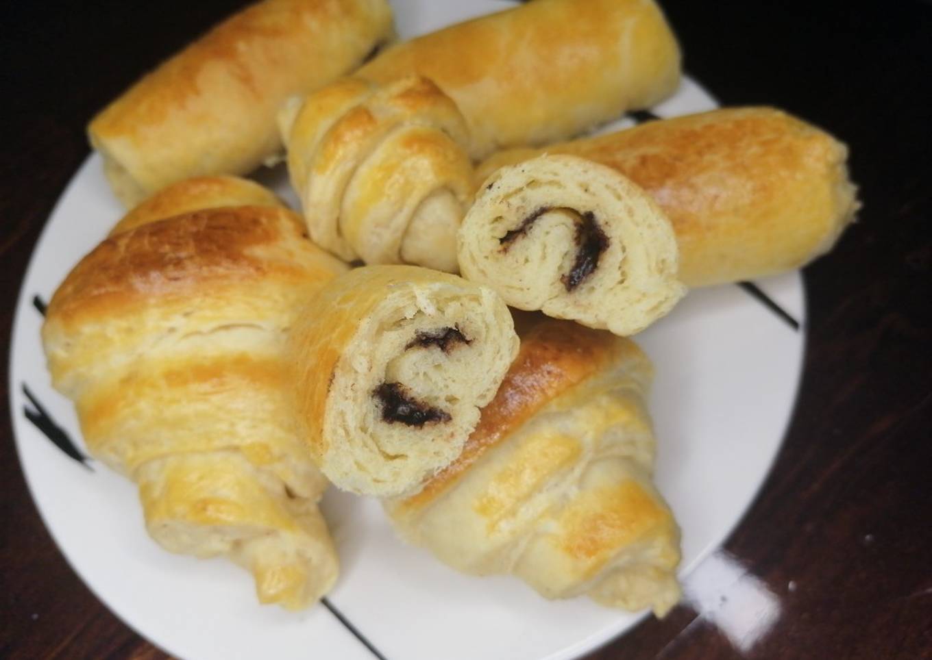 Croissants y chocolatines de masa danesa 🥐
