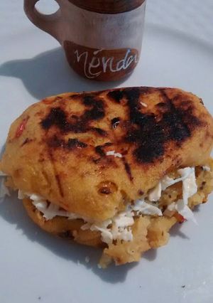 Una foto de Arepas de plátano aliñadas