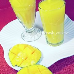 A picture of Mango sangria.