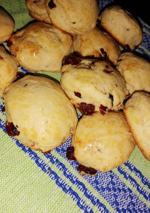 Una foto de Scones con nuez y arándano