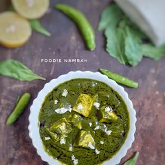 Palak paneer restaurant style A picture of Palak paneer restaurant style.