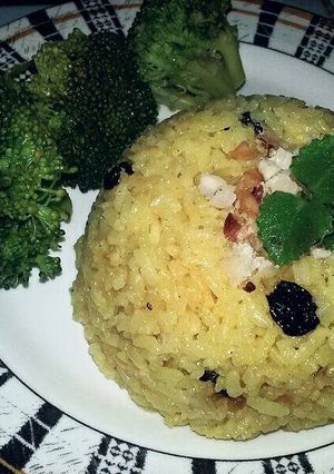 Una foto de Arroz a la nuez y cúrcuma