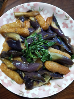 醬燒茄子佐甜不辣 的食譜成品照片