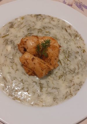 Sült csirkefalatkák tejszínes kaporszósszal recept fotója