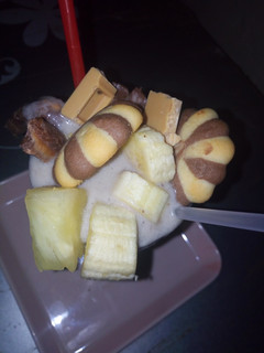 A picture of Chocolate, banana and pineapple smoothie.