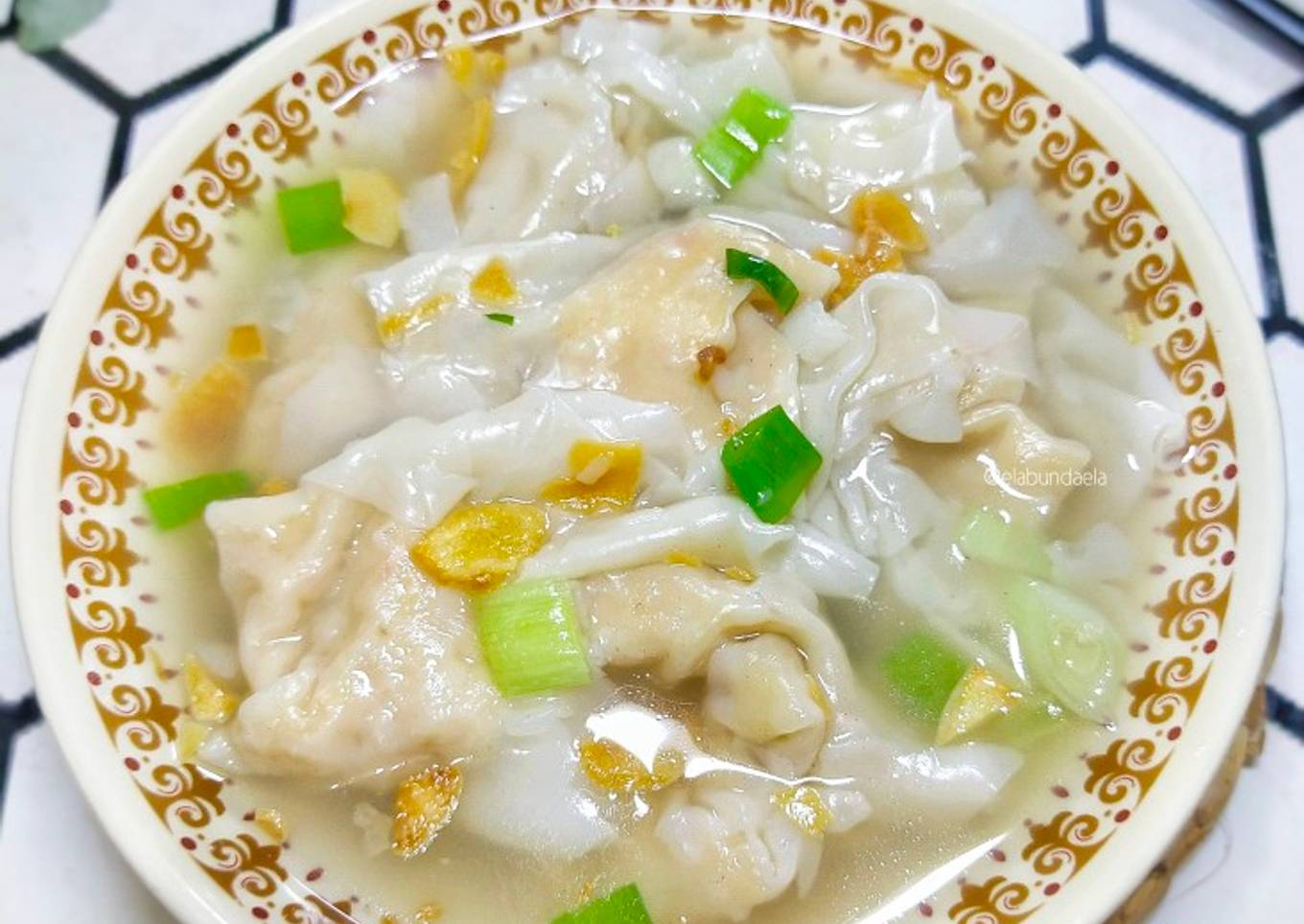 Pangsit Ayam Udang Kuah