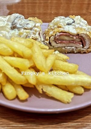 Foto resep Chicken Cordon Bleu With Mushroom Sauce