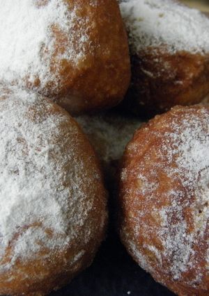 Una foto de Berlinesas o Bolas de fraile de leche condensada