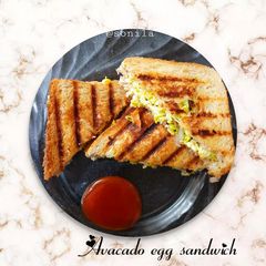 Avacado egg sandwich A picture of Avacado egg sandwich.
