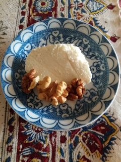 عکسی از دستور پنیر خانگی + خواص آب پنیر