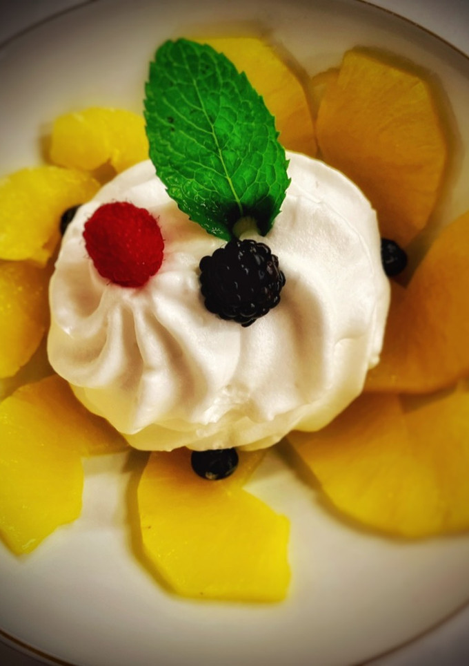 Una foto de Helado cremoso de limón (en heladera)