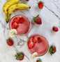 Easy Steps to Prepare Strawberry and Banana Smoothie the Can Spoil the Tongue Really delicious