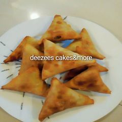 Crispy samosa A picture of Crispy samosa.