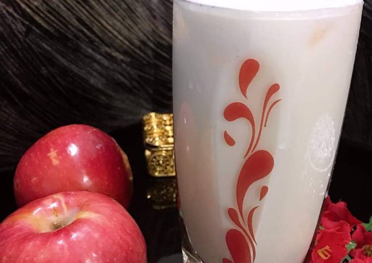 Recipe of Homemade Apple Milk shake