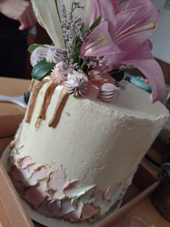 Una foto de . DECORACIÓN DE TORTA