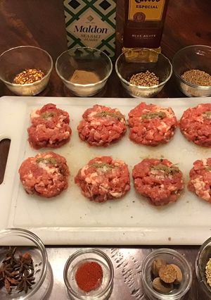 A picture of California Farm Breakfast Sausage Patties.