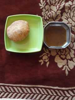 खस्ता कचौड़ी (Khasta kachori recipe in hindi) रेसिपी मुख्य फोटो