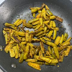 A picture of Pan-fried Tindora.