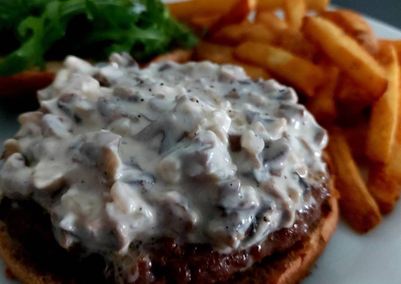 Hamburguesa con mousse de trufa