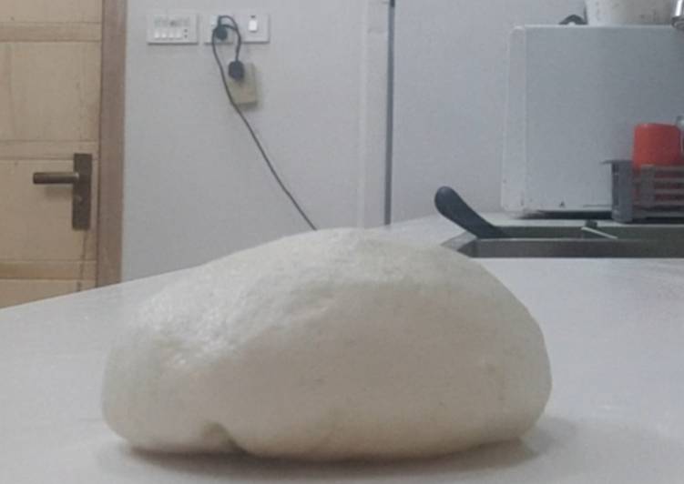 Perfect pizza dough at home
