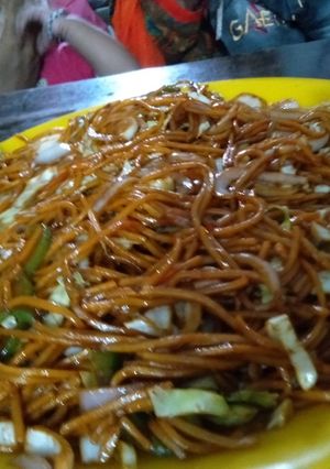A picture of Chowmein.