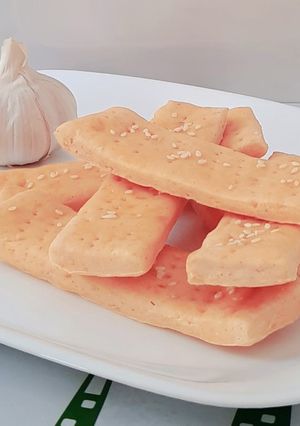 Una foto de Pancitos crujientes de ajo