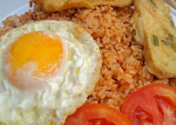 Nasi Goreng Cikur Tempe Mendoan