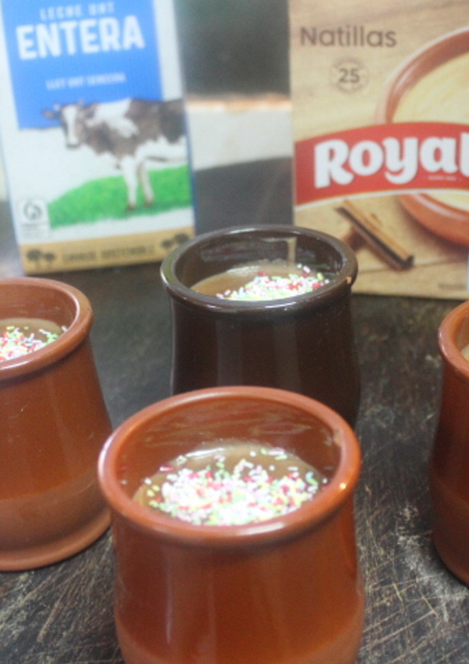 Una foto de Natillas de chocolate y miel