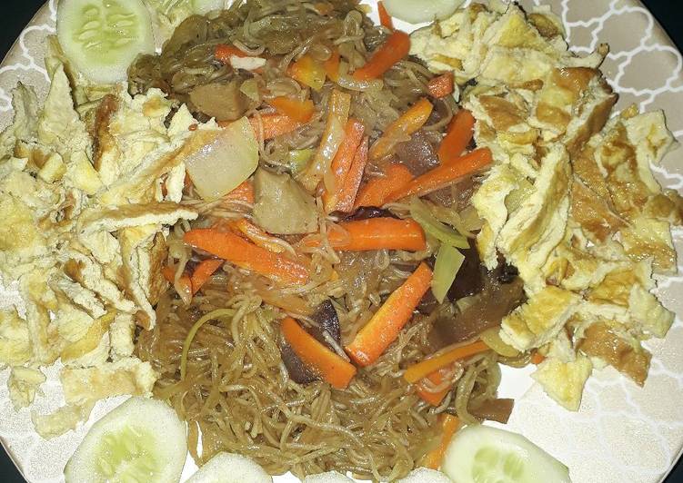 Langkah Mudah untuk Membuat Japchae (bihun goreng) Anti Gagal