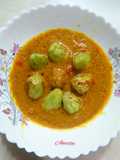 Stuffed Pointed guard Gravy (Parwal curry)