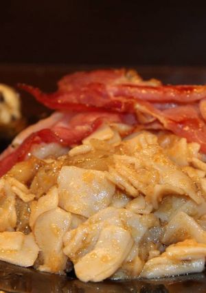 Csicsókás tészta baconnel recept fotója