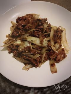 A picture of Sizzling Beef.