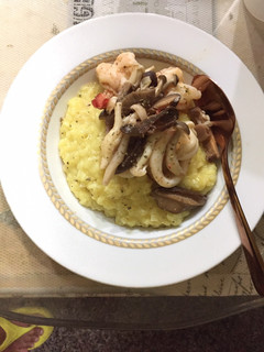 義式燉飯(4人,2杯生米) 的食譜成品照片