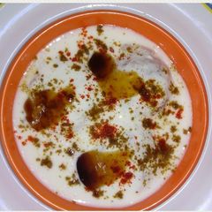 A picture of Roti ke Dahibhalle.