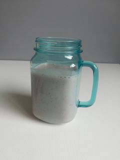 Una foto de Batido de fresas y plátano