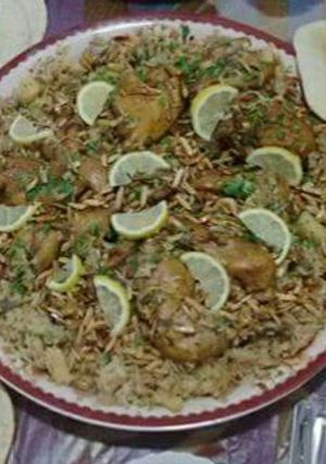 صورة لوصفة مقلوبة الدجاج