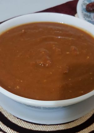 A picture of Imli ki khatti chutney.