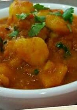 A picture of Aalu ki sabji.