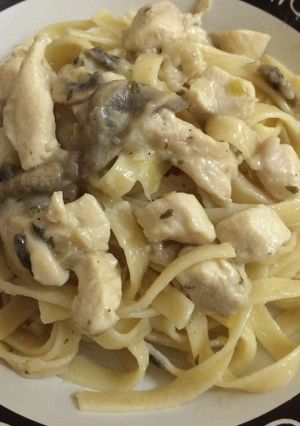 Foto resep Creamy Fettuccine With Chicken and Mushroom 👌🏻