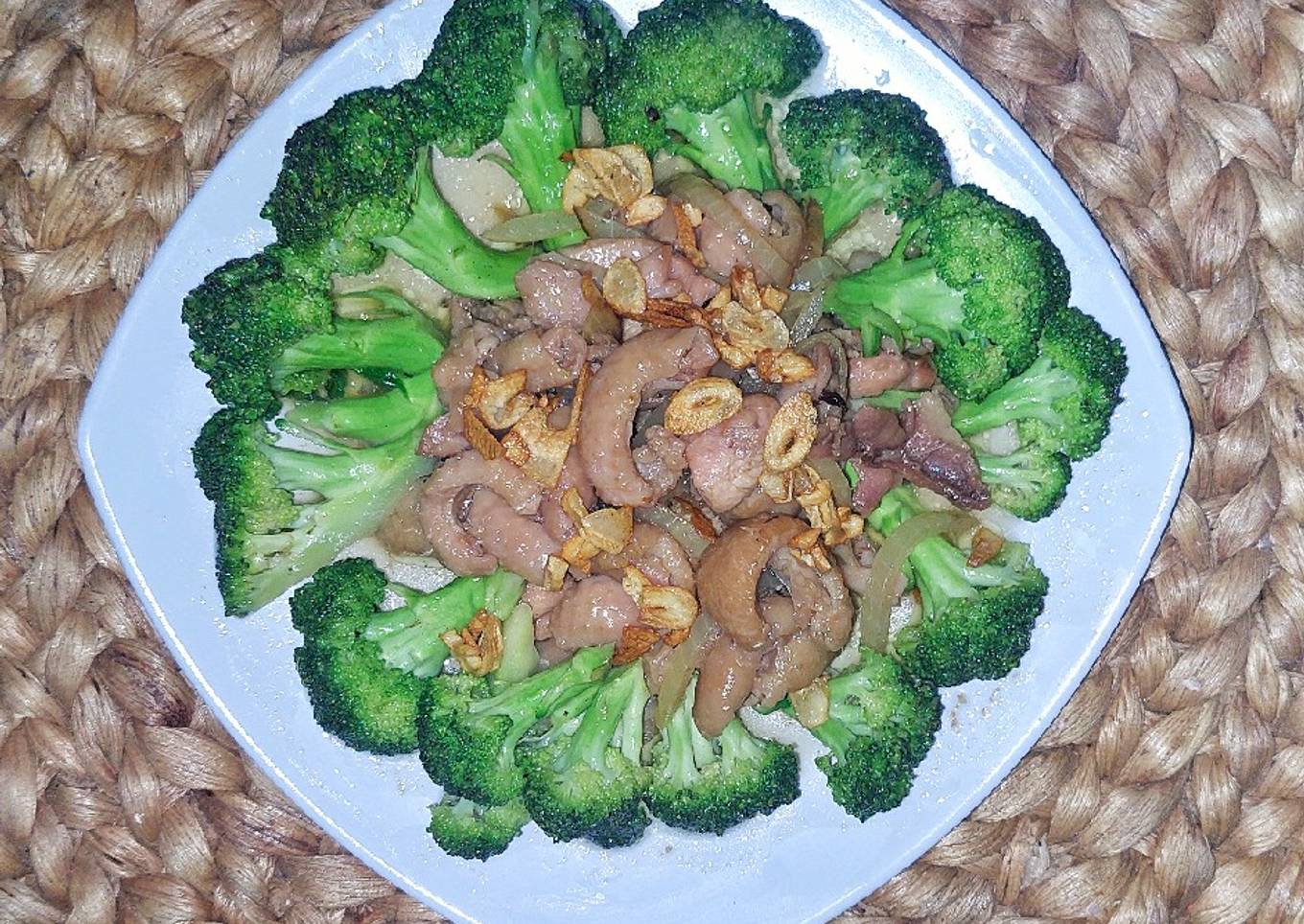 Kulit Ayam Cah Brokoli