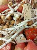 Ensalada de garbanzos y brotes de soja