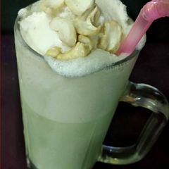 A picture of Kiwi Shake.