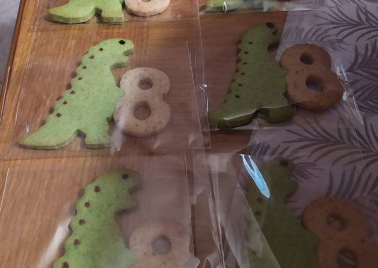 Biscotti a forma di dinosauro