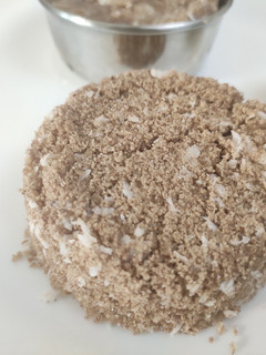 சத்துமாவு புட்டு (sathumaavu puttu recipe in tamil) செய்முறை முக்கிய புகைப்படம்