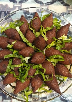 A picture of Fried Kibbeh.