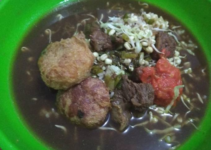 Rawon daging sapi