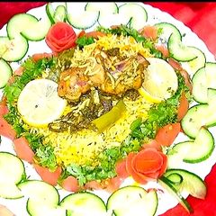 A picture of Chicken Spinach briyani I made it.