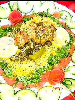 A picture of Chicken Spinach briyani I made it.