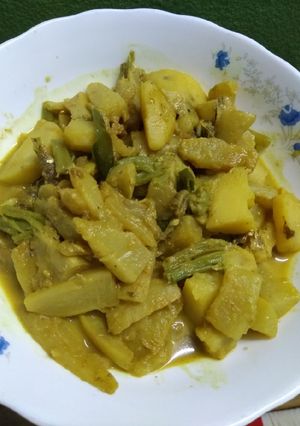 কচি মূলা আলু দিয়ে তরকারি রেসিপির প্রধান ছবি