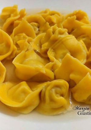 Foto di I tortellini Emiliani (ricetta di famiglia)